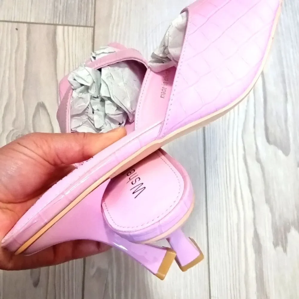 (9-3882)  Wsheliu Sandals  Sz 42 (11.5)